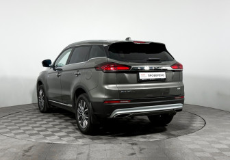 Подержанный автомобиль Geely Atlas Pro 2023 года (7 фото)