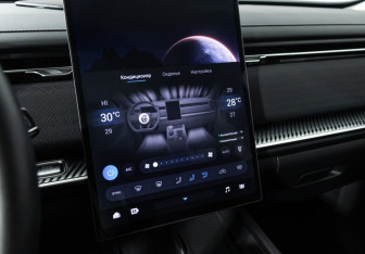 Подержанный автомобиль Jaecoo J7 2023 года (17 фото)