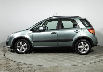 Подержанный автомобиль Suzuki SX4 Hatchback 2012 года (8 фото)