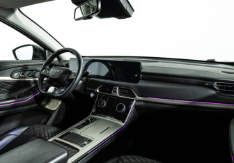 Подержанный автомобиль Exeed TXL 2023 года (9 фото)