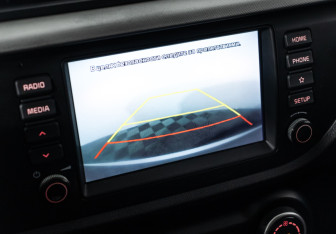 Подержанный автомобиль Kia Rio Sedan 2019 года (15 фото)