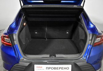 Подержанный автомобиль Renault Arkana 2021 года (18 фото)