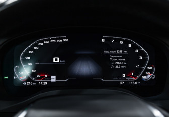 Подержанный автомобиль BMW X3 2020 года (14 фото)