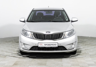 Подержанный автомобиль Kia Rio Sedan 2014 года (2 фото)