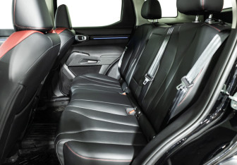 Подержанный автомобиль Haval H3 2024 года (10 фото)