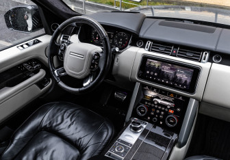 Подержанный автомобиль Land Rover Range Rover 2019 года (20 фото)