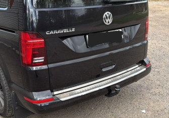 Подержанный автомобиль Volkswagen Caravelle 2021 года (2 фото)