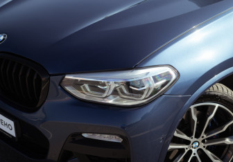 Подержанный автомобиль BMW X3 2018 года (4 фото)