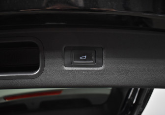 Подержанный автомобиль Voyah Free 2023 года (22 фото)