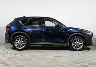 Подержанный автомобиль Mazda CX-5 2020 года (4 фото)