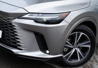 Новый Lexus RX 2025 (18 фото)