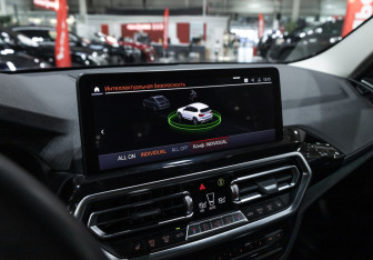 Подержанный автомобиль BMW X3 2022 года (20 фото)