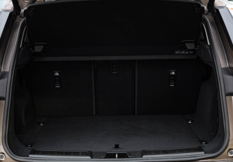 Подержанный автомобиль Land Rover Range Rover Evoque 2020 года (35 фото)