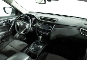 Подержанный автомобиль Nissan X-Trail 2018 года (9 фото)