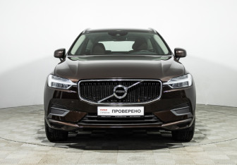 Подержанный автомобиль Volvo XC60 2018 года (2 фото)