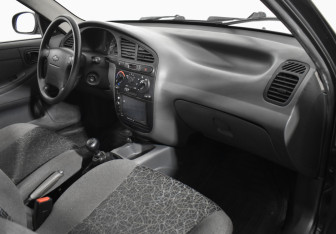 Подержанный автомобиль Chevrolet Lanos 2008 года (12 фото)