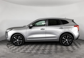 Подержанный автомобиль Haval Jolion 2023 года (10 фото)