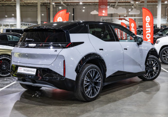Подержанный автомобиль Zeekr X 2023 года (7 фото)