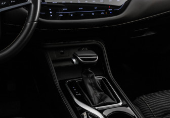 Подержанный автомобиль Москвич 3 2024 года (16 фото)