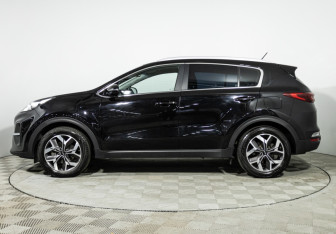 Подержанный автомобиль Kia Sportage 2020 года (8 фото)