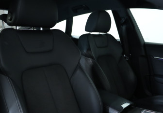 Подержанный автомобиль Audi A7 2019 года (13 фото)