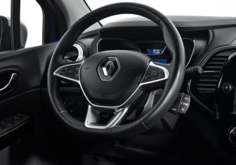 Подержанный автомобиль Renault Kaptur 2021 года (14 фото)