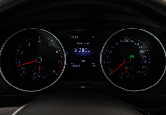 Подержанный автомобиль Volkswagen Tiguan 2020 года (23 фото)