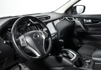 Подержанный автомобиль Nissan Qashqai 2018 года (9 фото)