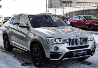 Подержанный автомобиль BMW X4 2014 года (4 фото)