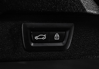 Подержанный автомобиль BMW X5 2016 года (37 фото)