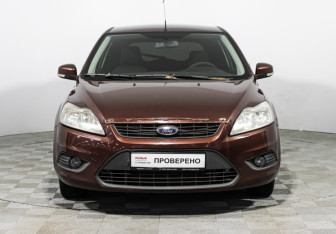 Подержанный автомобиль Ford Focus Hatchback 2008 года (2 фото)
