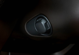 Подержанный автомобиль Volkswagen Touareg 2017 года (23 фото)