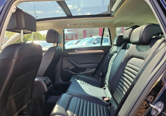 Подержанный автомобиль Volkswagen Passat Wagon 2019 года (9 фото)