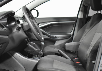 Подержанный автомобиль LADA (ВАЗ) Vesta Sedan 2016 года (10 фото)