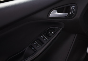 Подержанный автомобиль Ford Focus Hatchback 2019 года (18 фото)