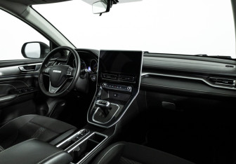 Подержанный автомобиль Haval M6 2023 года (9 фото)