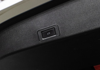 Подержанный автомобиль Jaecoo J7 2024 года (20 фото)