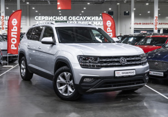 Подержанный автомобиль Volkswagen Teramont 2018 года (4 фото)