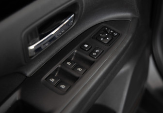 Подержанный автомобиль Mitsubishi Outlander 2019 года (22 фото)