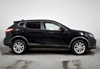 Подержанный автомобиль Nissan Qashqai 2018 года (4 фото)