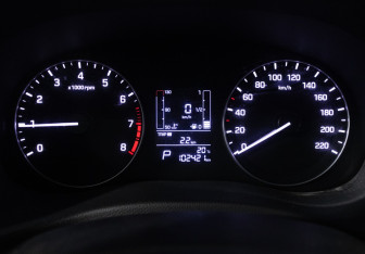 Подержанный автомобиль Hyundai Creta 2017 года (12 фото)