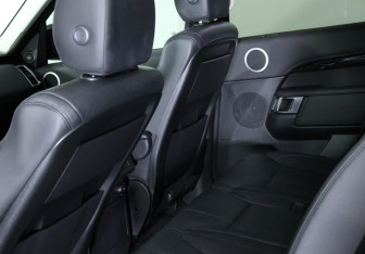 Подержанный автомобиль Land Rover Discovery 2019 года (21 фото)
