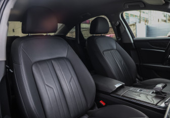 Подержанный автомобиль Audi A6 Sedan 2020 года (29 фото)
