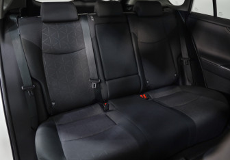 Подержанный автомобиль Toyota RAV4 2019 года (22 фото)