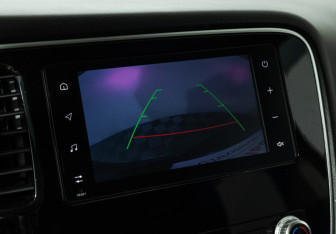 Подержанный автомобиль Mitsubishi Outlander 2020 года (15 фото)