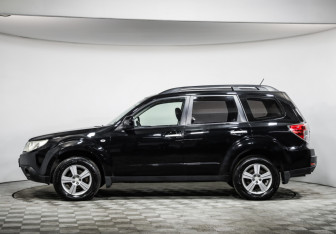 Подержанный автомобиль Subaru Forester Suv 2008 года (8 фото)