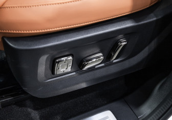 Подержанный автомобиль Haval H9 2024 года (33 фото)