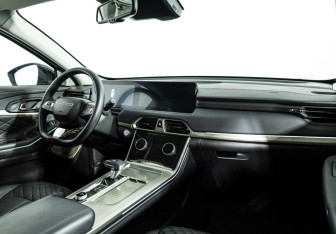 Подержанный автомобиль Exeed TXL 2023 года (9 фото)