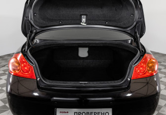 Подержанный автомобиль Infiniti G Sedan 2012 года (24 фото)