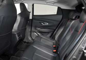 Подержанный автомобиль Changan UNI-T 2023 года (20 фото)